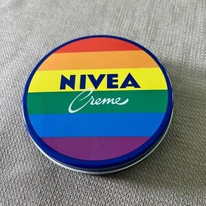 NIVEA Cream Made in Germany 150 ml, Limited Edition in Rainbow Design - NEW